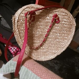 Heart Shaped Wheat Straw Woven Two Handles  Women's Shoulder Crossbody N Clutch